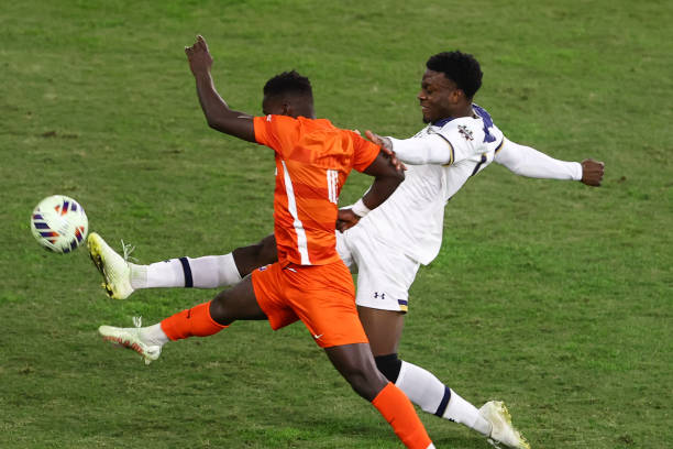 将在首场比 将在首场比